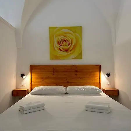 Cosmywhite, Casa Moderna Nel Cuore Della Citta . . . Ceglie Messapica